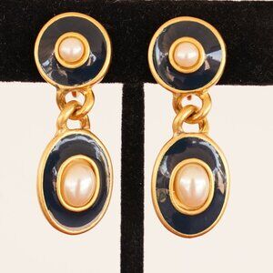 Vintage Gold Black Enamel Pearl Drop Clip On Earrings
